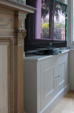 Fitted alcove cupboards and shelves - worktop detail