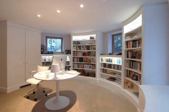 Circular home office and library - view 2