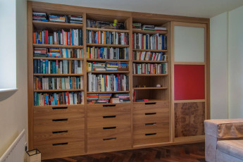 Storage and shelving unit with drawers in elm