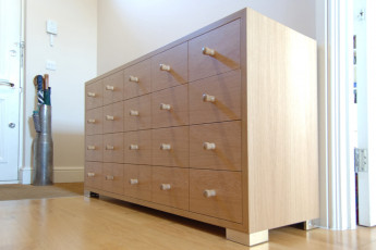 Shoe drawer unit in oak - view 1